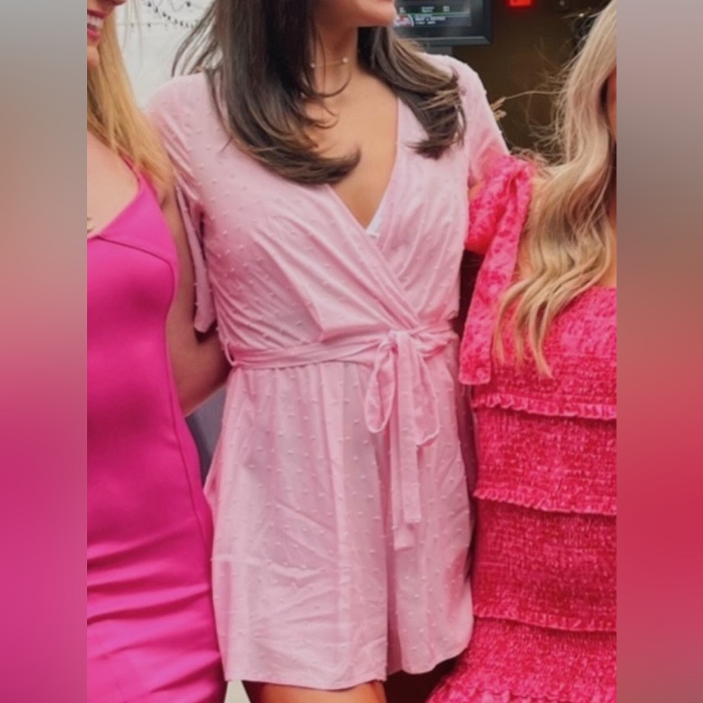 Franchesca’s baby pink romper, size M, only worn once!!! Super comfortable